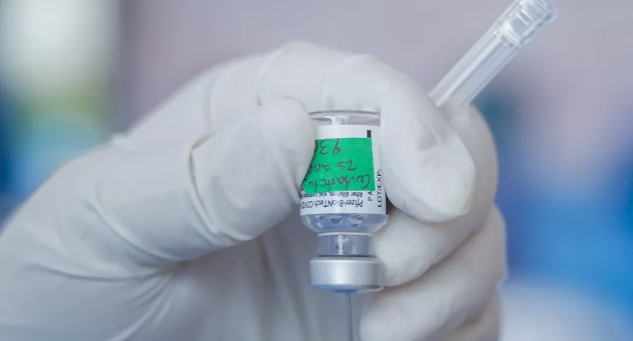 Ministerio de Salud espera comenzar vacunación masiva en julio