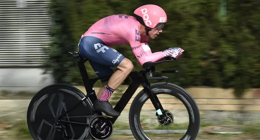 Rigoberto Urán en etapa 7 de la Vuelta a Suiza 2021. Clasificación general.