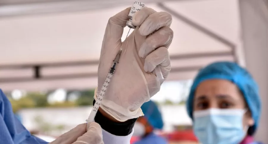 Ministerio de Salud anunció el comienzo de la etapa 2 de vacunación en Colombia.