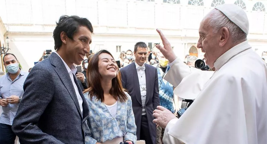 Egan Bernal en su visita al papa Francisco