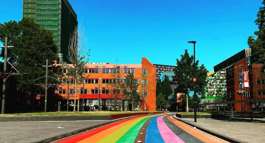 Ciclovía arcoíris más larga del mundo para apoyar la inclusión