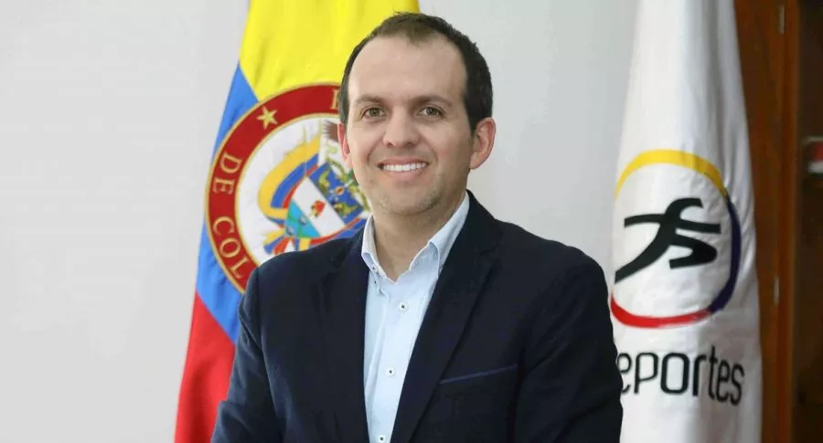 Ernesto Lucena renunció al Ministerio del Deporte