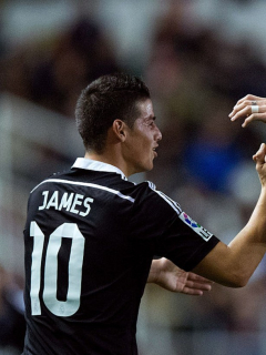 James Rodríguez celebra gol del Real Madrid con Sergio Ramos, ilustra nota de James Rodríguez envía mensaje a Sergio Ramos tras su despedida del Real Madrid