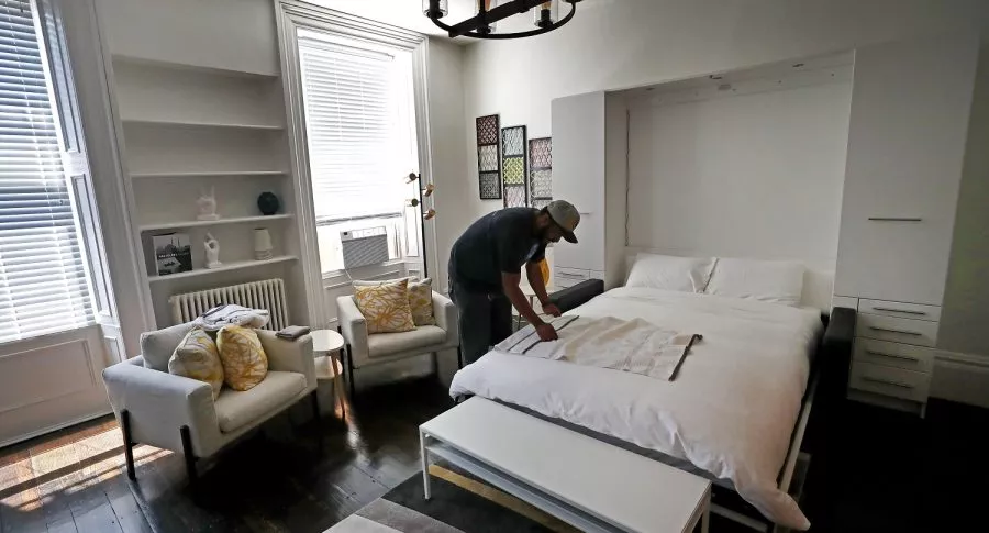 Apartamento ilustra nota sobre prohibición que habría para alquilar inmuebles a turistas, al estilo Airbnb