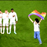 Otra invasión a cancha en Eurocopa: un activista con bandera arcoíris en Hungría-Alemania