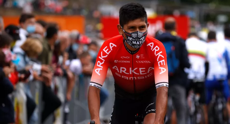 Foto de Nairo Quintana en el Tour de Francia, como referencia a nota de premios a los que podría apuntarle.