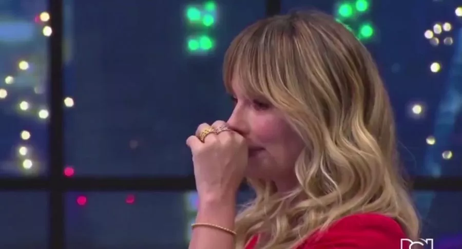 Claudia Bahamón llorando en Masterchef por su papá