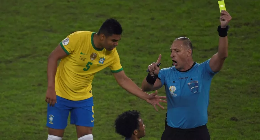 Néstor Pitana el cuestionado árbitro argentino en el partido Colombia vs. Brasil. 