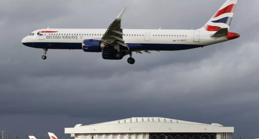 British Airways desmintió relación entre vacunación y muertes de pilotos. 