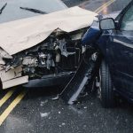 Le robaron el carro, los ladrones lo estrellaron... y el que terminó emproblemado fue él