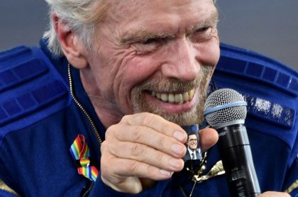 Richard Branson viajó al espacio y promete que turistas lo harán desde el 2022