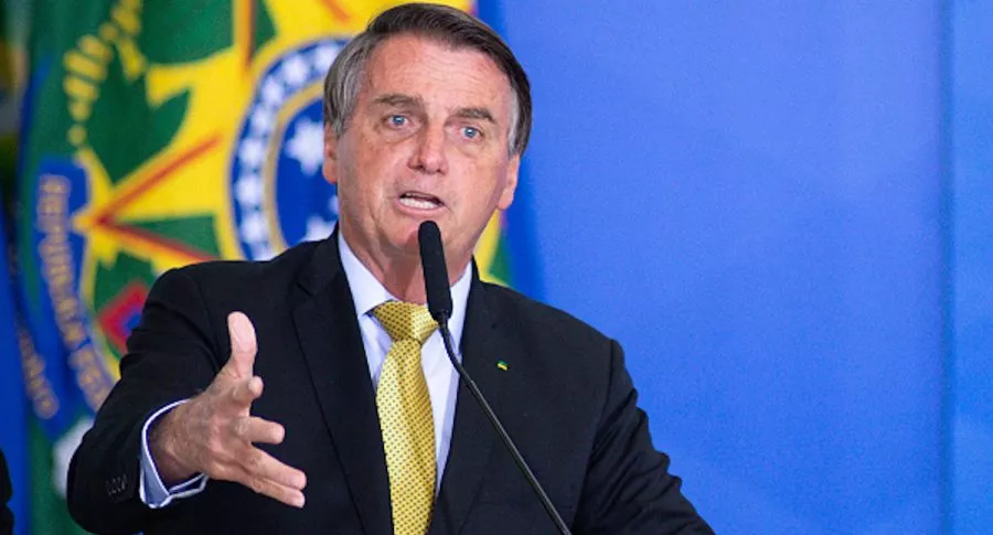 Bloqueo intestinal de Bolsonaro sería causado por cirugías tras apuñalamiento