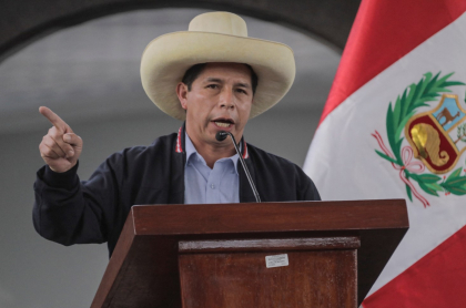 Pedro Castillo ganó las elecciones en Perú y será el presidente luego de derrotar a Fujimori.