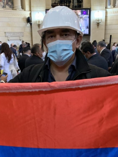 Luis Ernesto Gómez: se romantiza la autodefensa financiando la primera línea