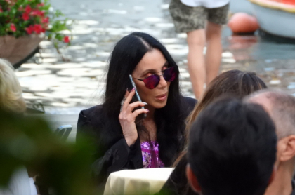 Fotos de Cher a sus 75 años, en Portofino, Italia.