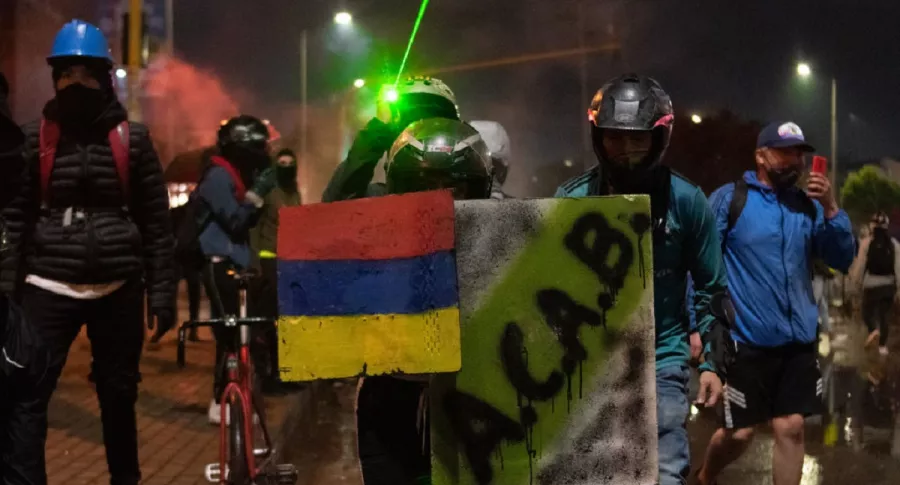 Imagen de la ‘Primera línea’, que ya armó cambuches en otra zona de Bogotá