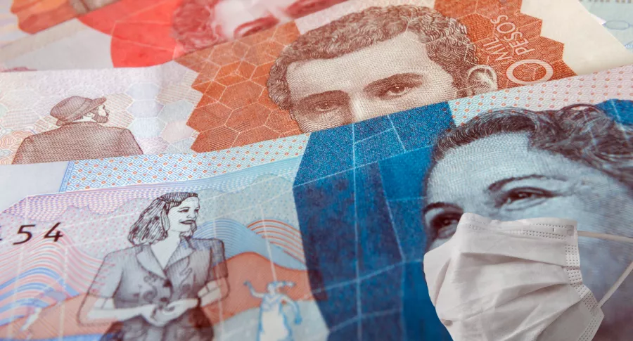 Foto de billetes colombianos, en nota de empresas en crisis por pandemia en Colombia: Coltejer, On Vacation, Tostao y más