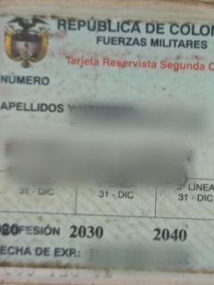 Foto ilustrativa de una libreta militar, a propósito si la piden para dar un trabajo