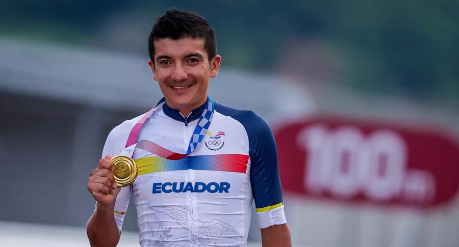 Richard Carapaz criticó que Ecuador no lo apoyara, al ganar oro en Olímpicos