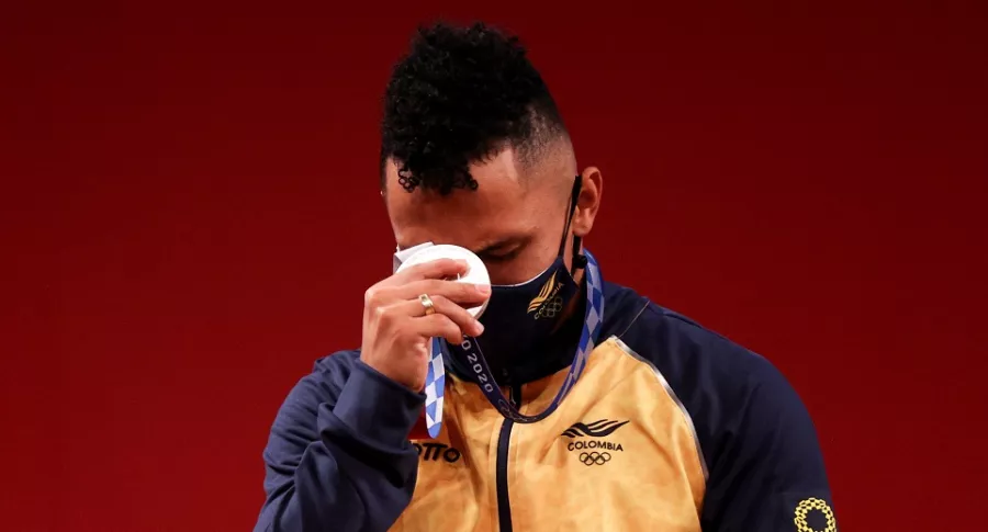 Video de Luis Javier Mosquera llorando al recibir medalla de plata en los Juegos Olímpicos de Tokio 2020. 