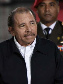 Régimen de Nicaragua pide ilegalizar misiones médicas internacionales