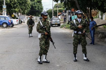 Soldades cerca de brigada de Cúcuta atacada, por lo que Estados Unidos podría pedir la extradición del capitán retirado detenido