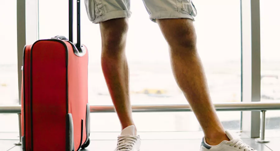 No usar pantalones cortos y otros 5 consejos para viajar por avión