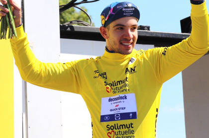 Triunfo de Álvaro Hiodeg en primera etapa del Tour de l’Ain, Francia. Imagen del ciclista colombiano.
