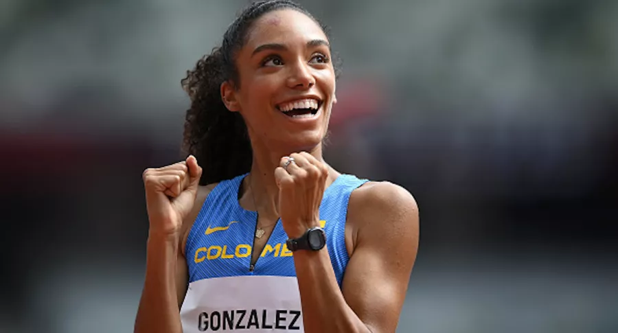 Melissa González, atleta colombiana que no habla español, clasifica a semis