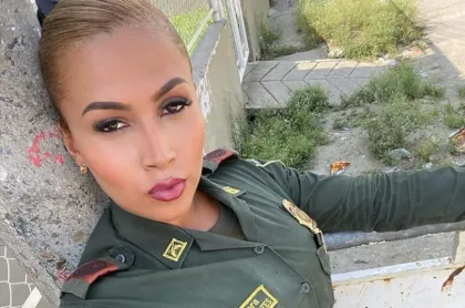 Policía transgénero de Colombia mostró su transformación a voz femenina  (video)
