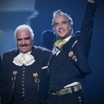 Sentido mensaje de Alejandro Fernández a Vicente Fernández, que sigue en hospital