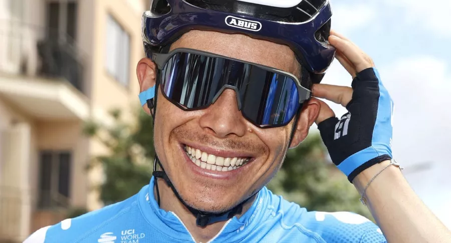 Miguel Ángel 'Supermán' López renovó con el Movistar Team por 2 años más. Imagen del ciclista colombiano.
