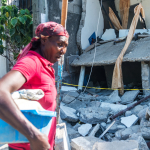 Muertos por terremoto de Haití son más de 1.400; tormenta dificulta los rescates