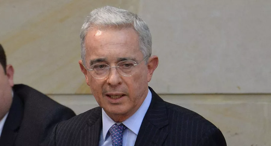 Álvaro Uribe habla de caso 'Epa Colombia' en Comisión de la Verdad