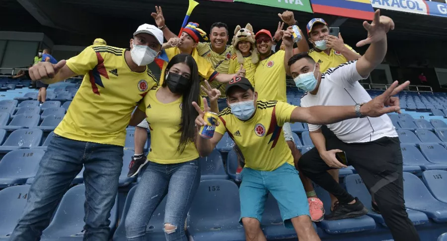 Foto hinchas de Selección Colombia, en nota de aforo de 50 por ciento en partido contra Chile y si habrá boletería.