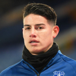 Rafa Benítez dijo que solo cuenta con James Rodríguez en Everton hasta el 31 de agosto