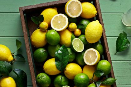Limones verdes y amarillos, a propósito de cómo se debe cortar un limón para sacarle buen jugo vs. una naranja para ensalada, según Juan Diego Vanegas, chef de 'Día a día' de Caracol.