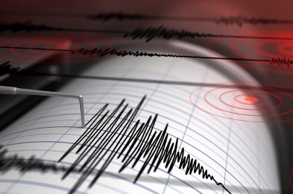 Sismógrafo ilustra nota sobre temblor hoy 28 de agosto en Colombia.