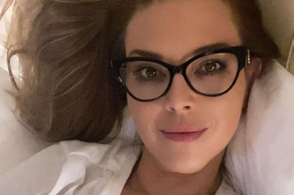 Foto de Alicia Machado, en nota de que la exreina le dio un beso a participante de 'Masterchef'.