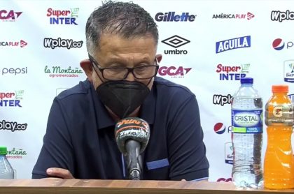 Juan Carlos Osorio, quien tuvo que salir escoltado por Policía luego de que el América perdiera con Quindío