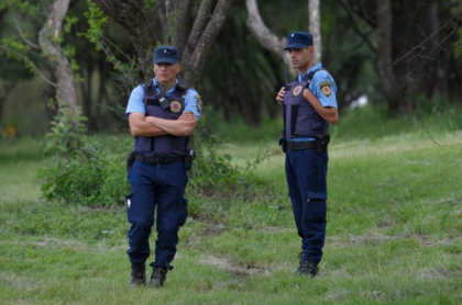 Policía no contestó a domiciliario que robaron porque estaban viendo fútbol