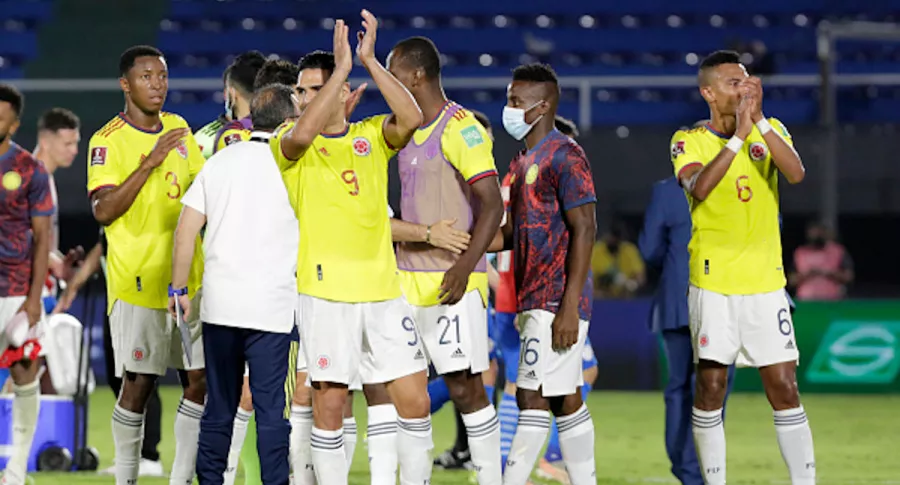 Selección Colombia viajó de Paraguay a Barranquilla
