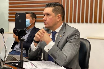 Edwin Ballesteros renuncia a la Cámara de Representantes