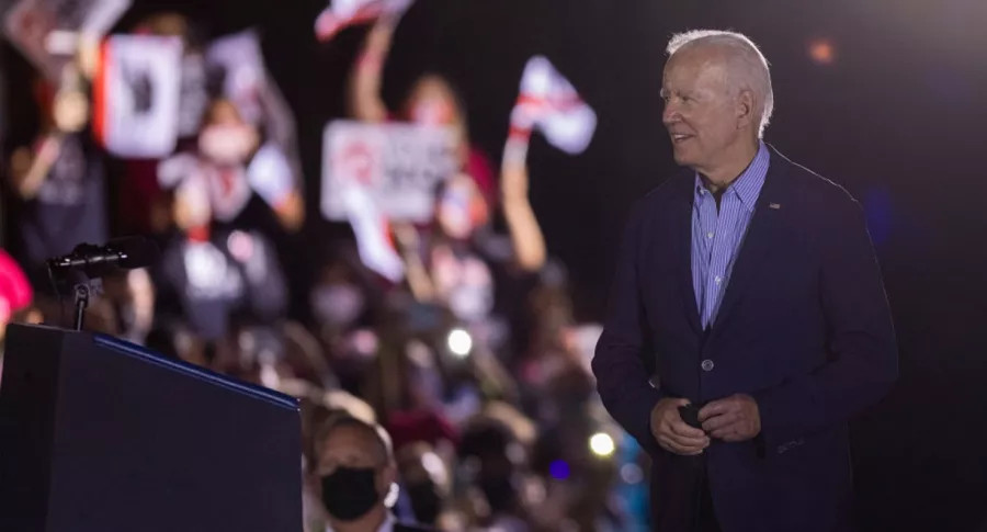 Video: Joe Biden se echa la bendición después de nombrar a Donald Trump 