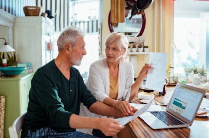 Imagen de ancianos que ilustra nota; Colpensiones: pensión en Colombia, frente a otros países del mundo