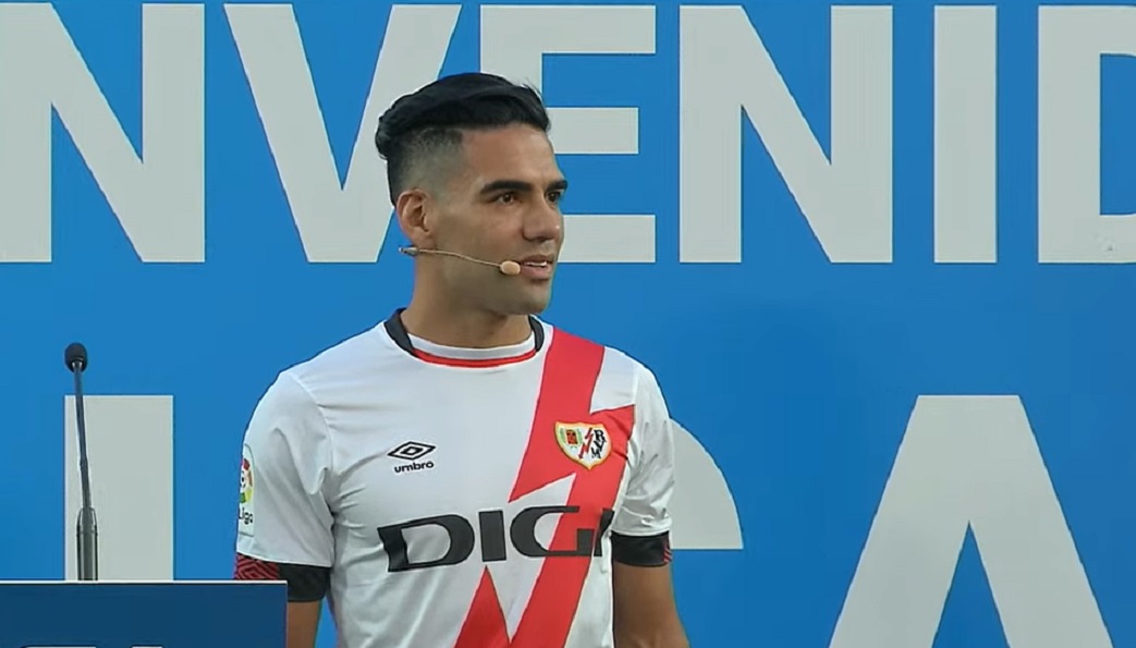 Protestas en la presentación de Falcao García en Rayo Vallecano.