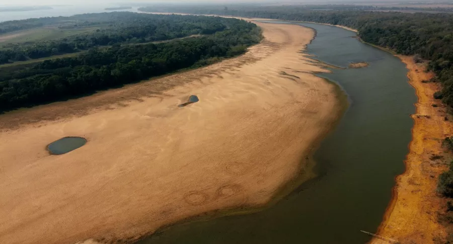 Imagen de río disminuido ilustra artículo Calentamiento global: la Tierra aumentará temperatura en 2,7 ºC