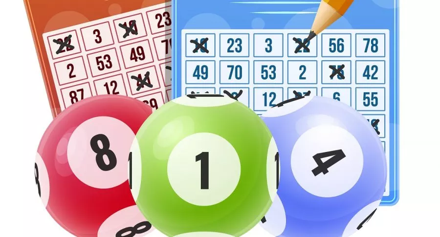Boletos de lotería y bolas ilustran qué lotería jugó anoche y resultados de las loterías de Medellín, Santander y Risaralda..jpg