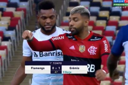 Gol y discusión con Gabigol en Gremio vs. Flamengo