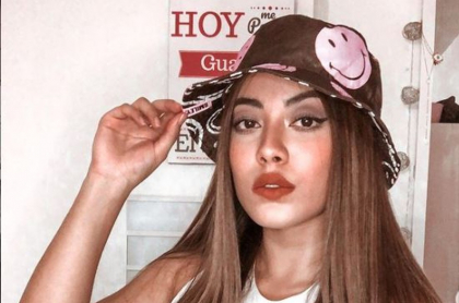 Tiktoker bogotana Aleja Villeta denuncia a su ex por agredirla físicamente
